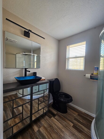 Building Photo - 5145 Quinella Ct