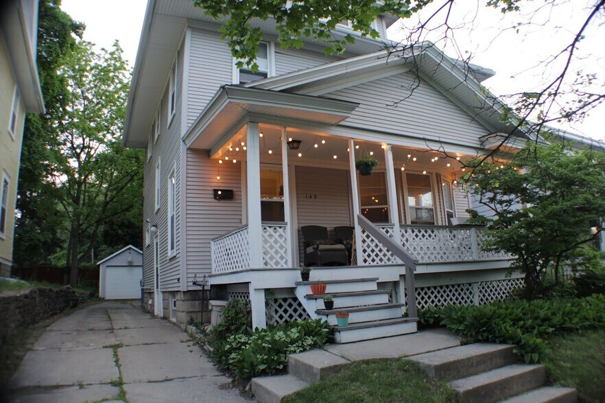 Building Photo - 145 Eastern Ave NE