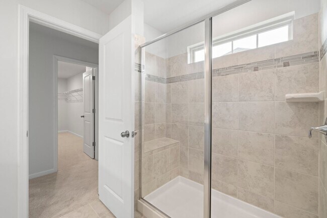 Building Photo - This Beautiful 4 Bedrooms, 2.5 Bathrooms i...