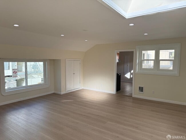 Building Photo - 258 Dorland St