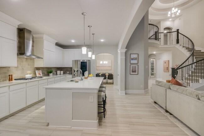 Building Photo - 2610 Sunset Vista Cir