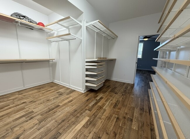 Building Photo - 2529 Grays Ferry Ave