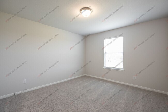 Building Photo - 5321 Friars Lp