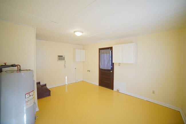 Building Photo - 231 Gaile Ave