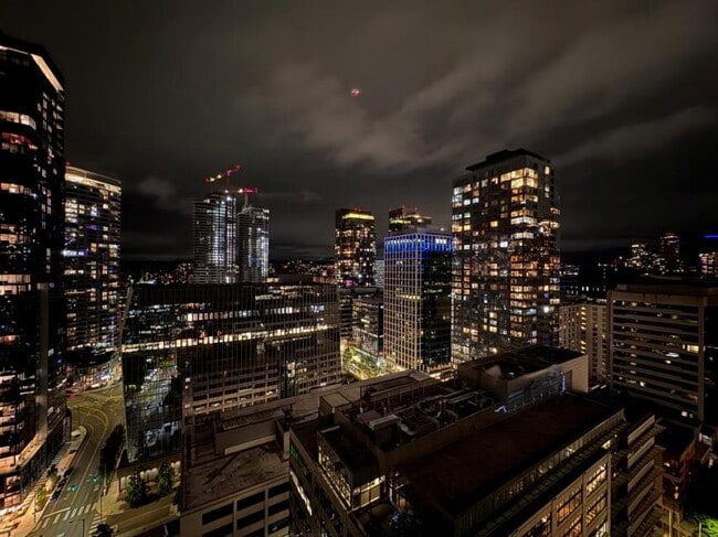 Building Photo - 1 bedroom in Seattle WA 98101