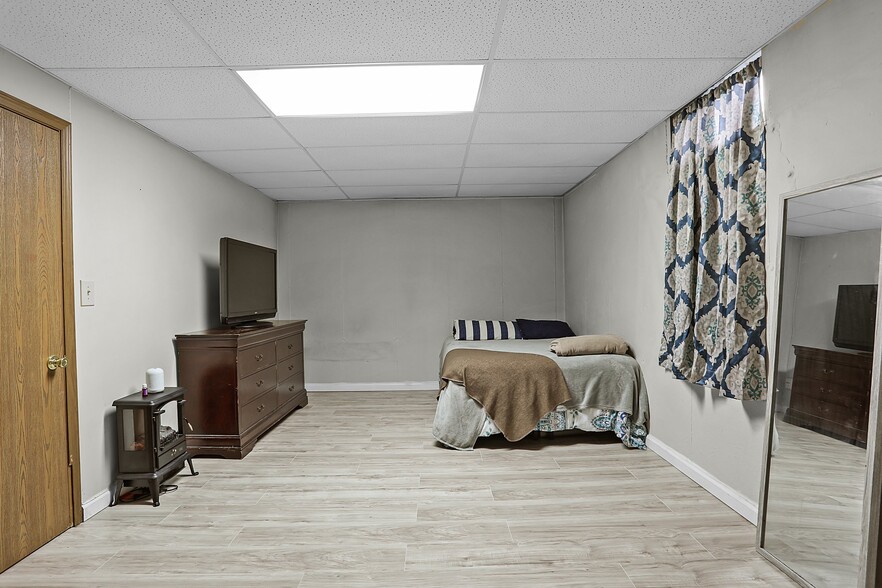 Building Photo - 116 Bayhill Blvd