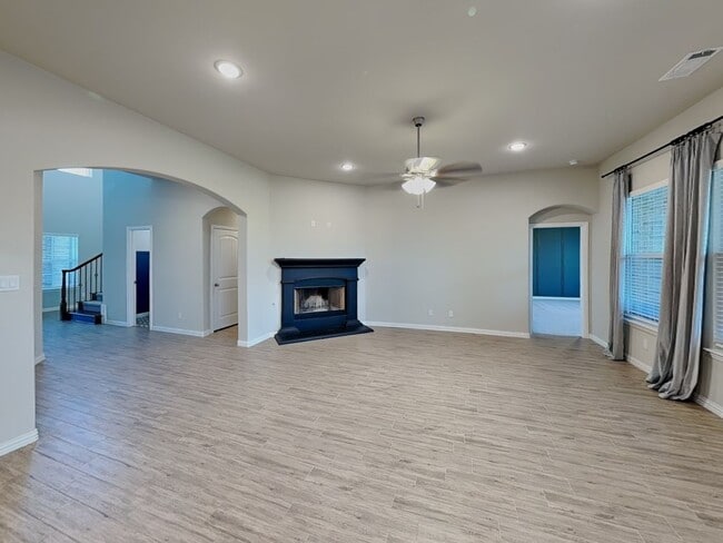 Building Photo - Highly sought-after Morningstar Addition in Aledo!