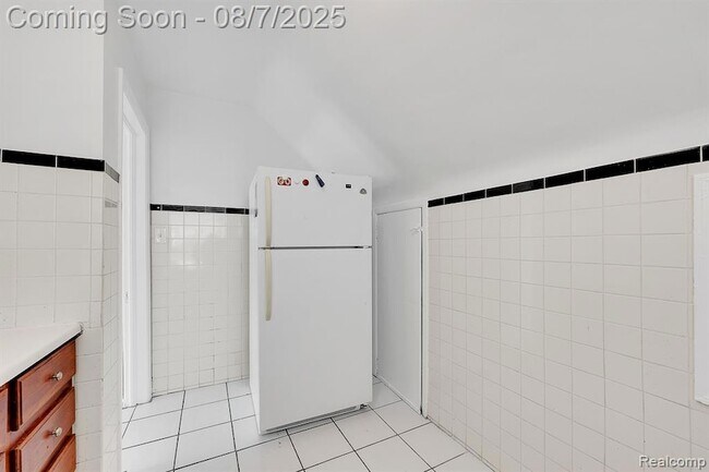 Building Photo - 4790 Williamson St