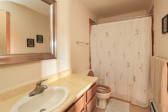 Building Photo - Timber Ridge Condo - 2 Bedroom/2 Bathrooms...