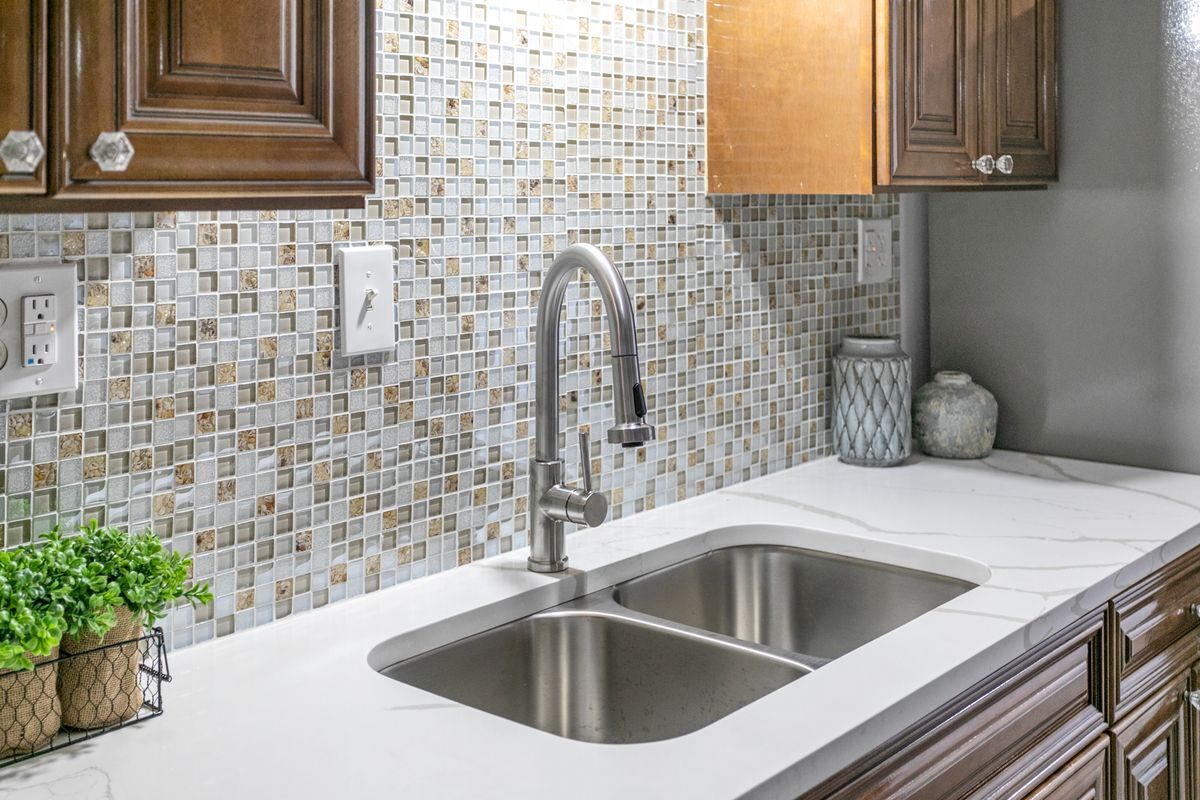 Building Photo - 5379 4th St