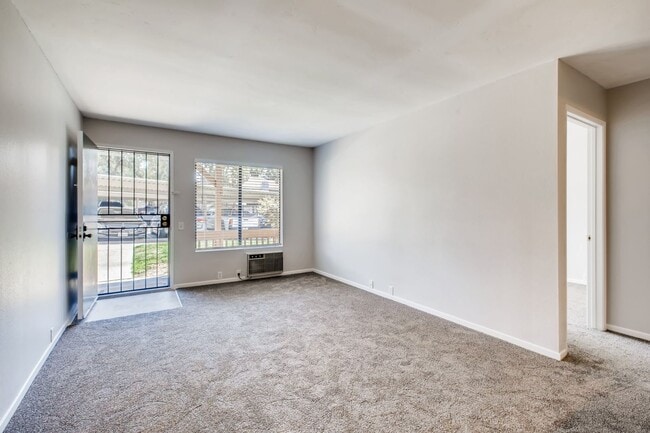 Building Photo - Fantastic Updated 1 Bedroom Condo in Missi...