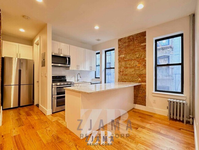 Primary Photo - 410 Eastern Pkwy