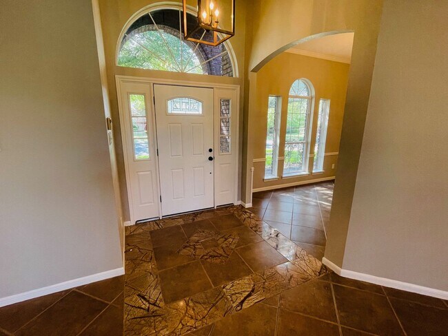 Building Photo - Amazing Midway ISD Home
