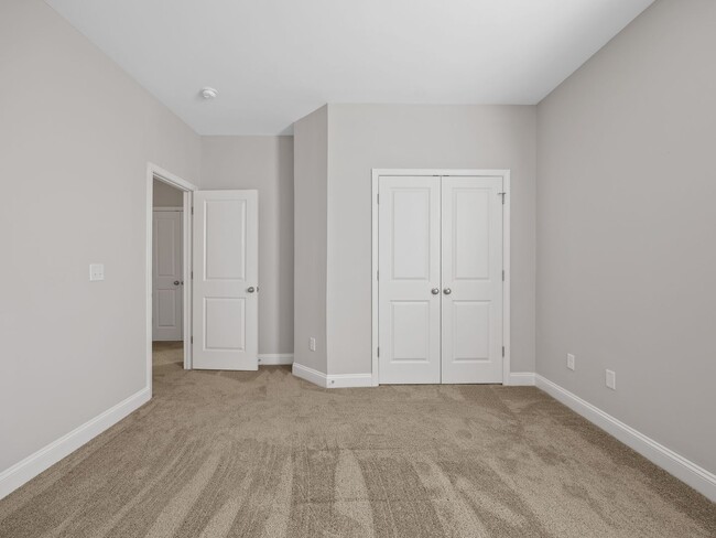 Building Photo - Spacious 4BR Townhouse with 2-Car Garage Near Downtown Greer, NO APPLICATION FEE if APPROVED