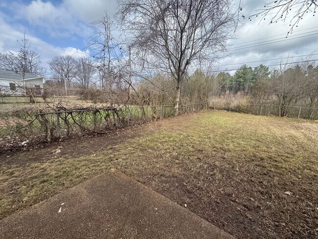 Building Photo - 3546 Christine Rd