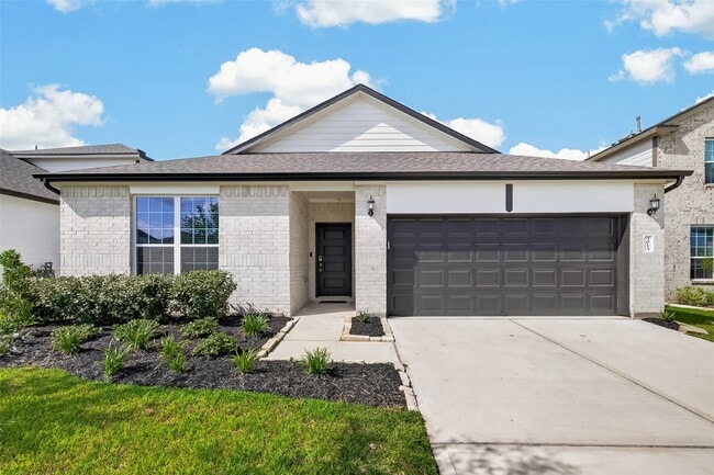 Building Photo - 3013 Chestnut Ln