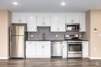 Interior Photo - 241 Crooks Ave