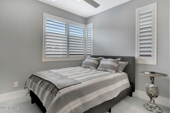 Building Photo - 7444 E Paraiso Dr