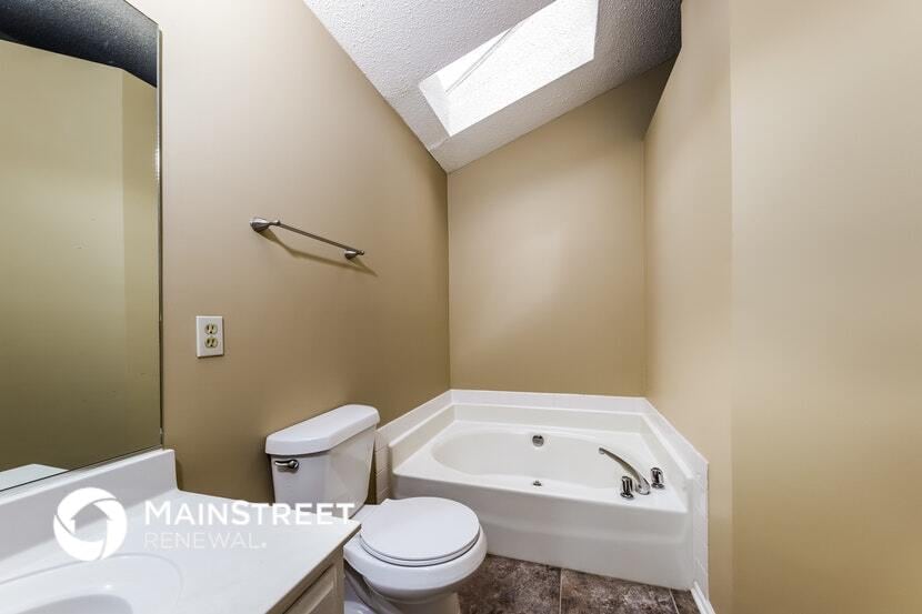 Building Photo - 7141 Avenbury Cir