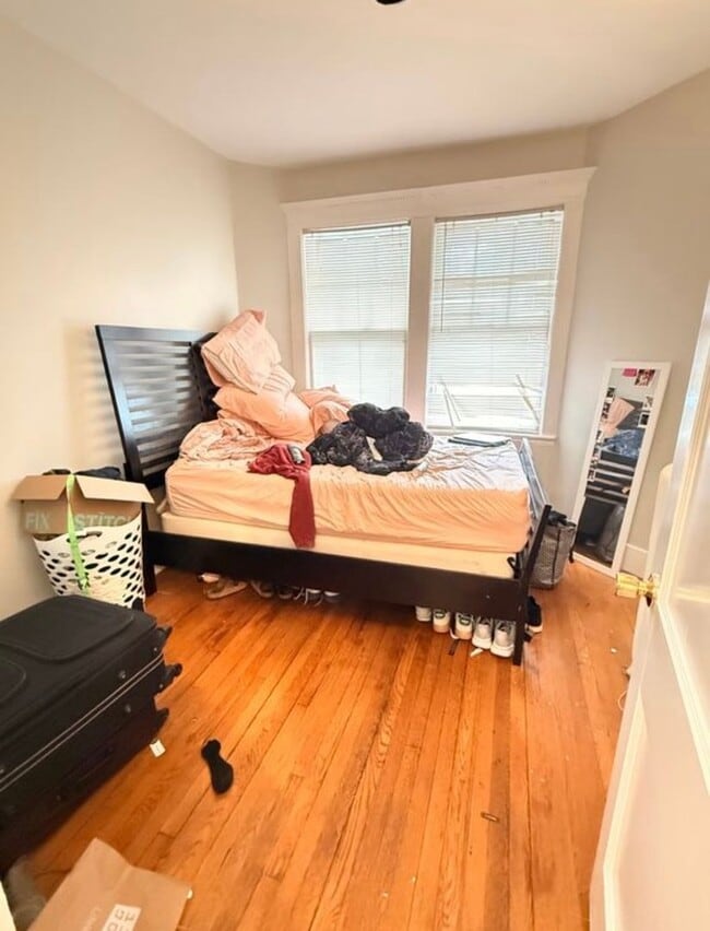 Building Photo - Desirable apartment in Brighton