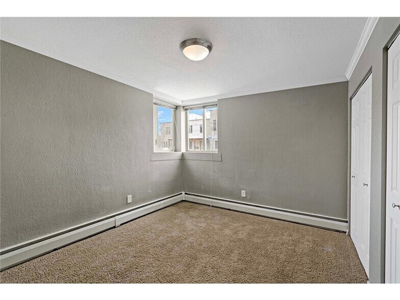 Building Photo - 3120 Hennepin Ave