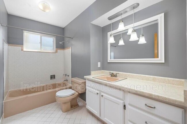 Building Photo - 3759 Alta Loma Dr E