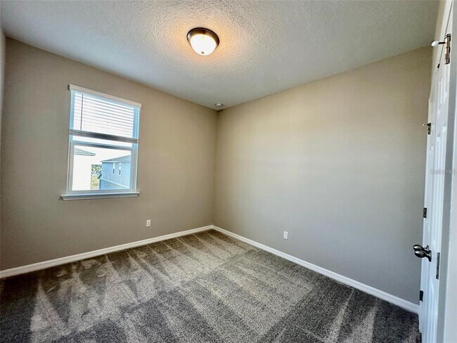 Building Photo - 4869 Lacewing Dr