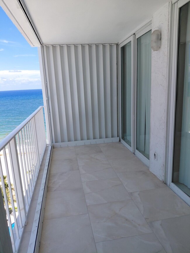 Building Photo - 1010 S Ocean Blvd