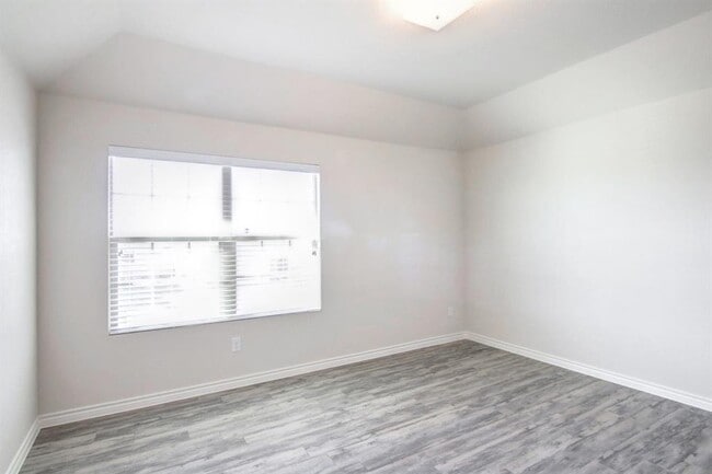 Building Photo - 4136 Twinleaf Dr