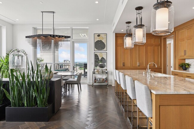 Building Photo - 1111 W River Pkwy