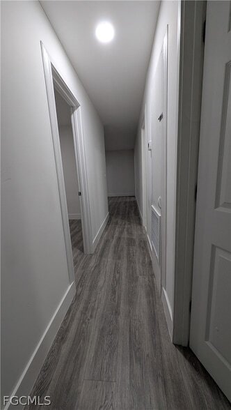 Building Photo - 660 S Missouri St