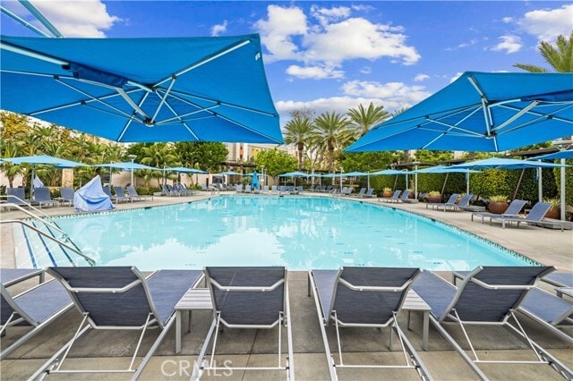 Building Photo - 160 Tribeca