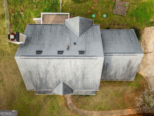 Building Photo - 105 N Oakland Cir