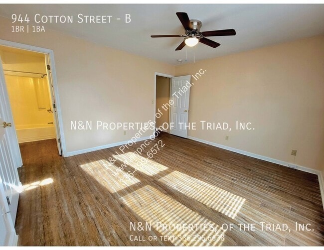 Building Photo - 944 Cotton St SW