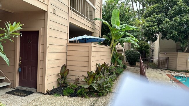 Building Photo - 2125 Augusta Dr