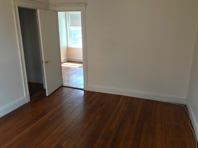 Building Photo - 1162 Boylston St