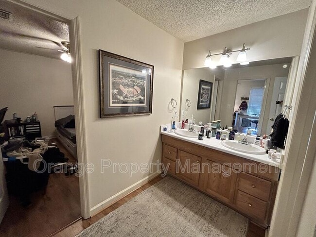 Building Photo - 155 Anderson Hwy