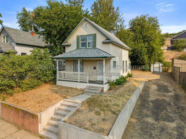 Building Photo - 1504 W Alice Ave