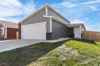Building Photo - 413 Henry Potter Rd