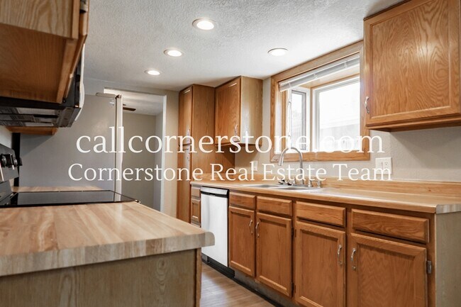 Building Photo - 6930 Casper Ct