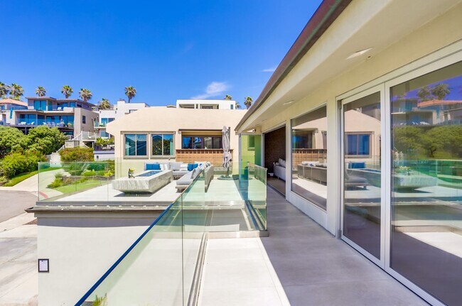 Building Photo - Luxury Furnished Home La Jolla with Ocean Views