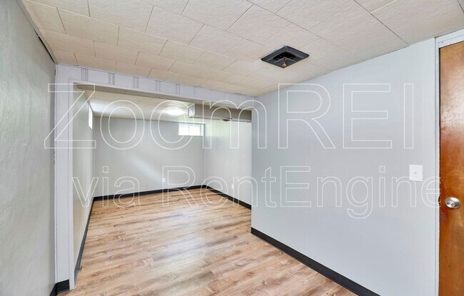 Building Photo - 9537 Cote Brilliante Ave