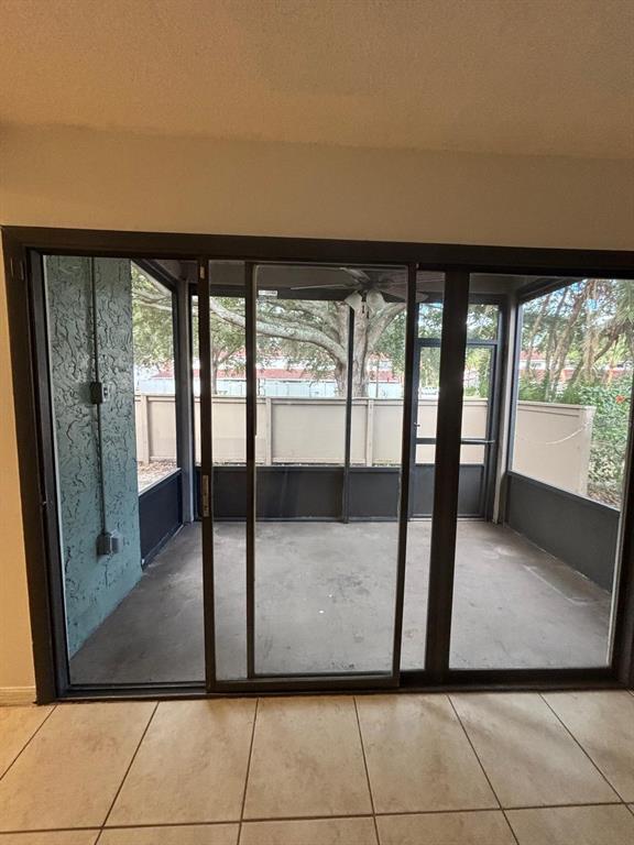 Building Photo - 5129 Eaglesmere Dr