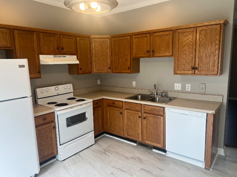 Building Photo - 243 W Smith St