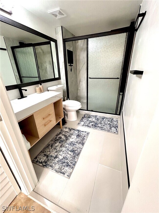 Building Photo - 1265 Wildwood Lakes Blvd