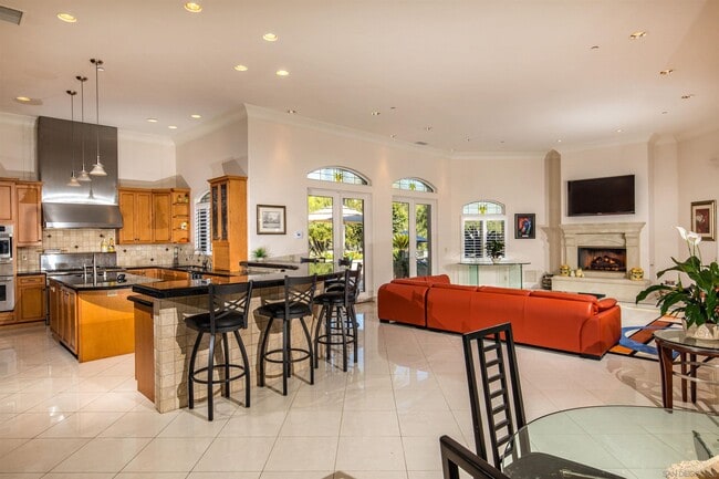 Building Photo - 17547 Avenida Peregrina