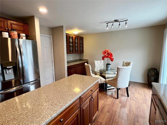 Building Photo - 520 Ironwood Dr