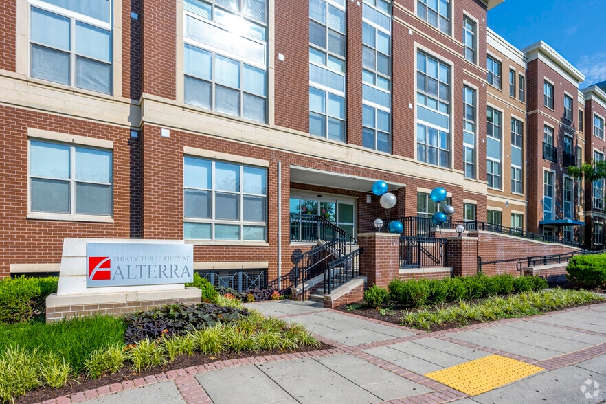 Primary Photo - 3350 At Alterra