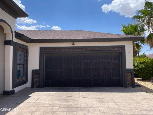 Building Photo - 3132 Tunnel Point Way