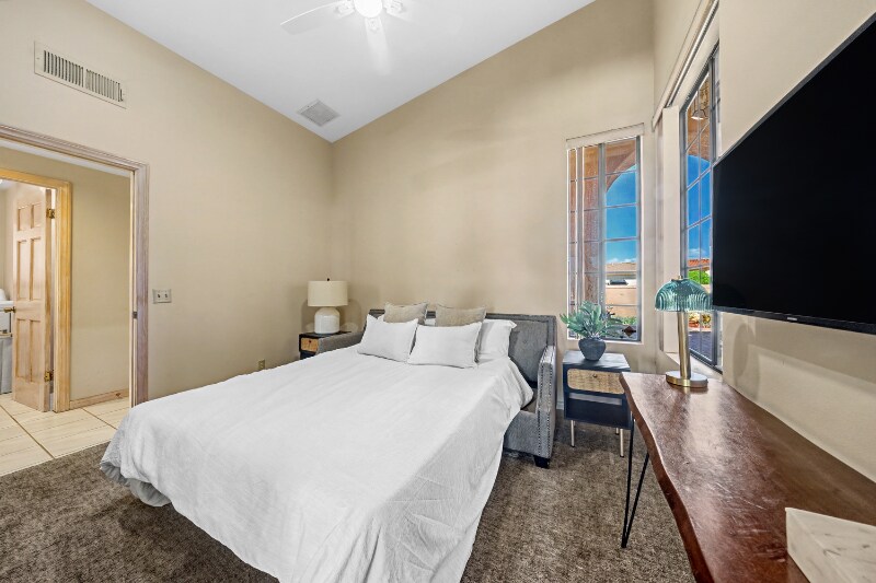 Building Photo - 76797 California Dr